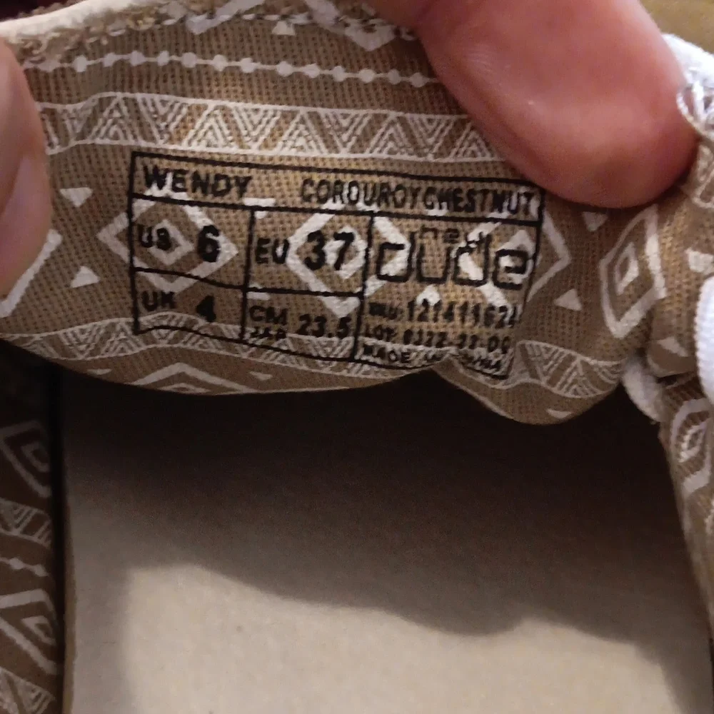 NWOT Hey Dude Wendy Corduroy Chestnut - Picture 14 of 16